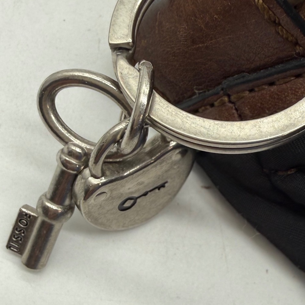 Fossil Key-Per Black Quilted Nylon Crossbody Bag Brown Leather Trim Y2K - Picture 10 of 11